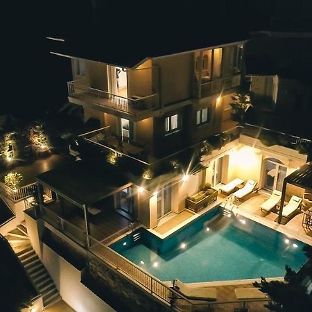 Villa Politia Athena Bagian luar foto