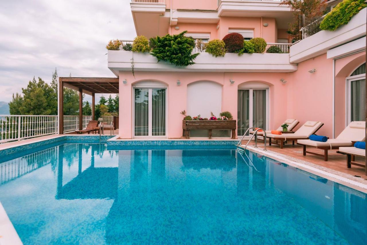 Villa Politia Athena Bagian luar foto